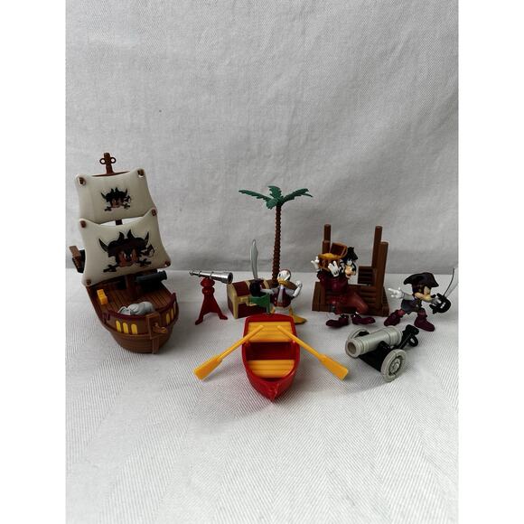 Disney Mickeys Pirates Of The Caribbean Play Set - Missing pieces - Picture 1 of 6
